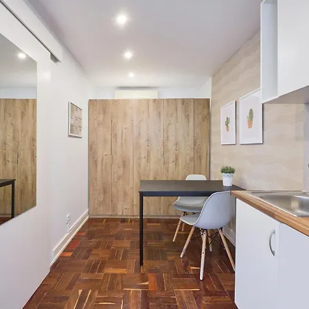 Guest house Luminous In Lisbon