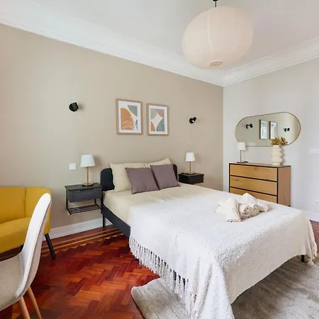 Guest house Luminous In Lisbon